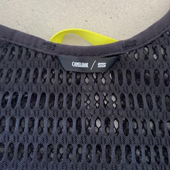 CAMELBAK NANO VEST - running vest - Picture 6 of 6